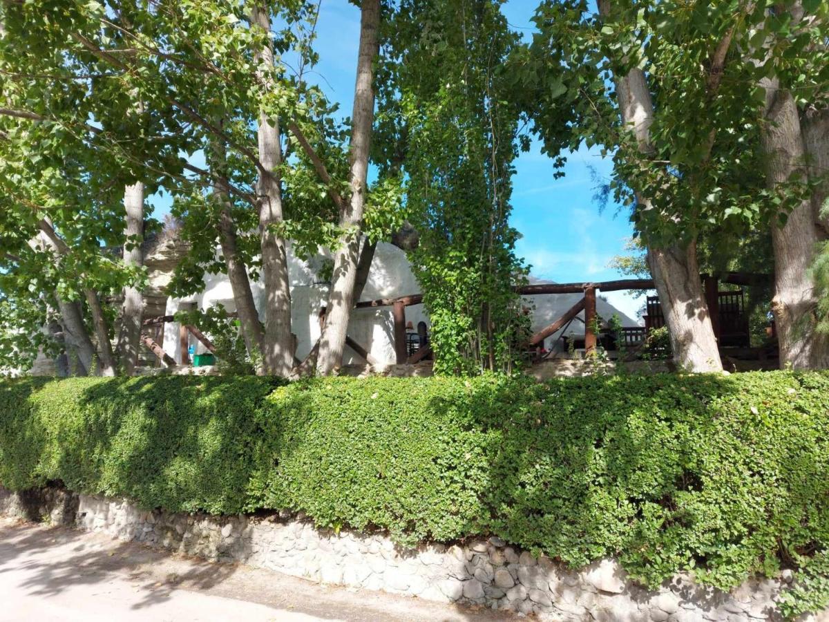 Cueva El Guindas 巴萨 外观 照片